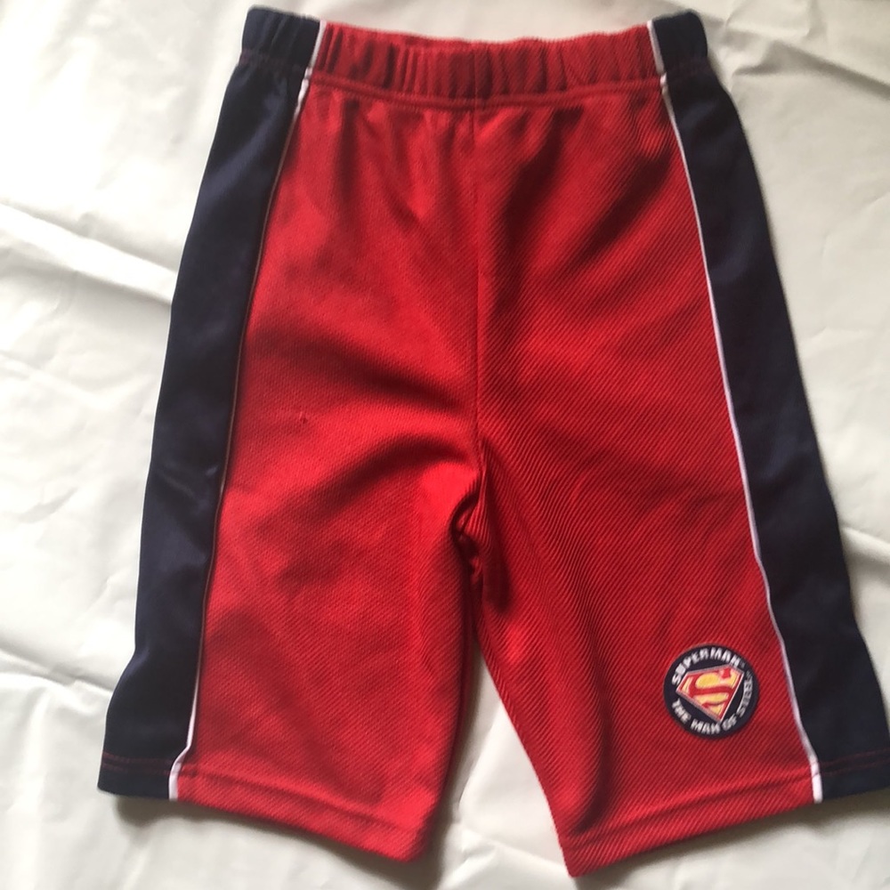 Outfit Superman  boys size 6 polyester new TM & DC Comics top & shorts - Picture 3 of 3
